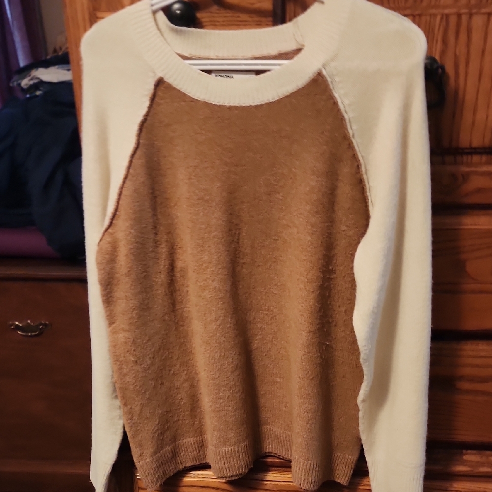 Sonoma Brown and Cream Women's Crew Neck Sweater